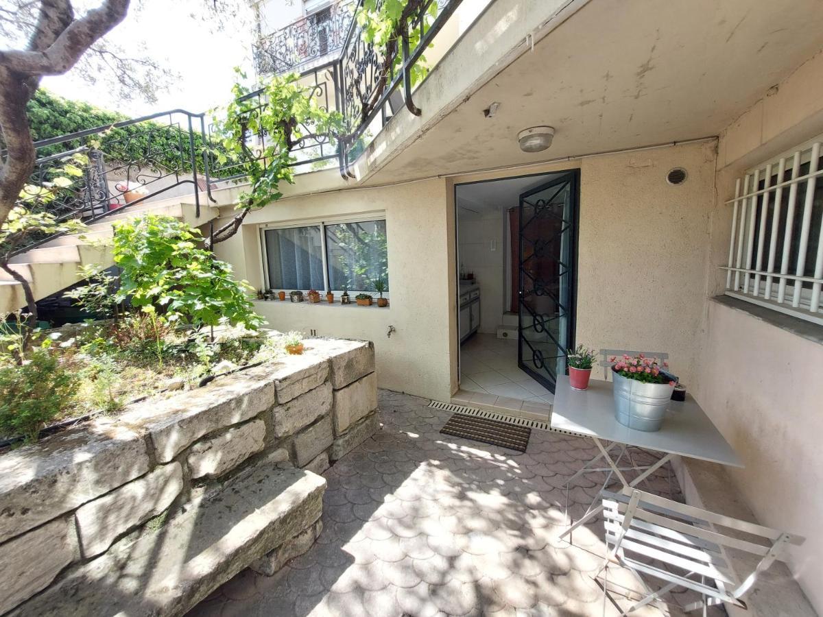 Studio Independant Pres Du Centre Ville Nîmes Exteriér fotografie